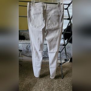 White jeggings